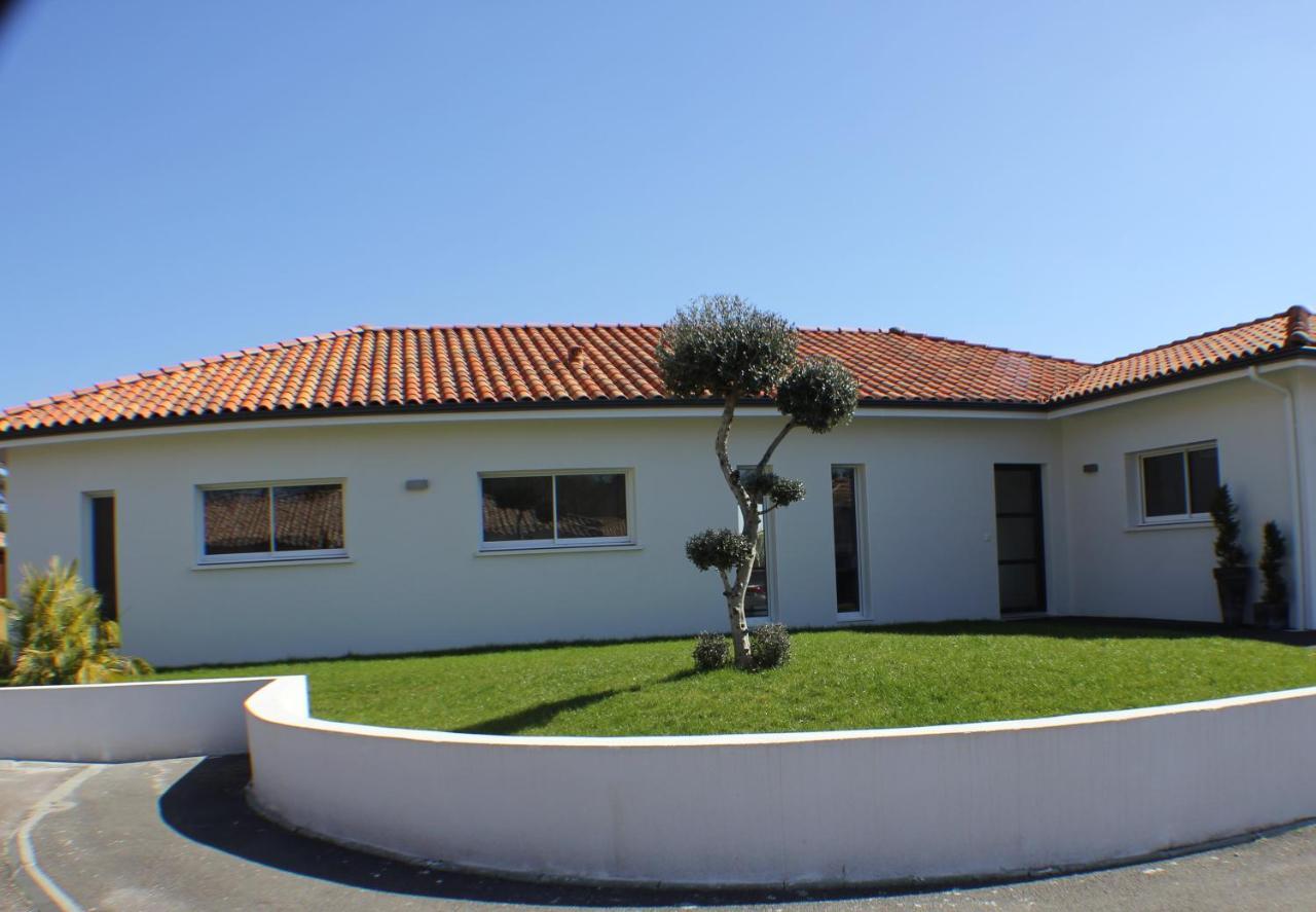 l'entrelacs chambre d'hôtes avec piscine ,proche golfs et bassin d'Arcachon Sanguinet Extérieur photo